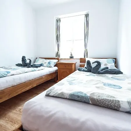 Apartmán Pension-cafe-konditorei Mikl Hallein