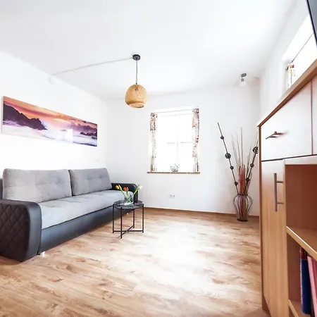 Pension-cafe-konditorei Mikl Apartment Hallein