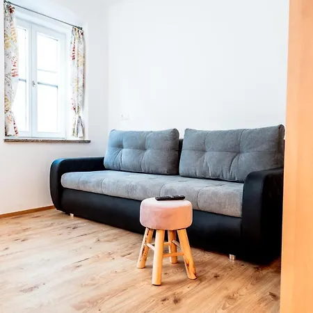 Apartment Pension-cafe-konditorei Mikl